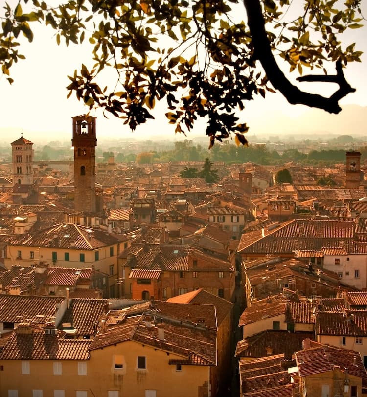 Lucca and Pisa in One Tour
